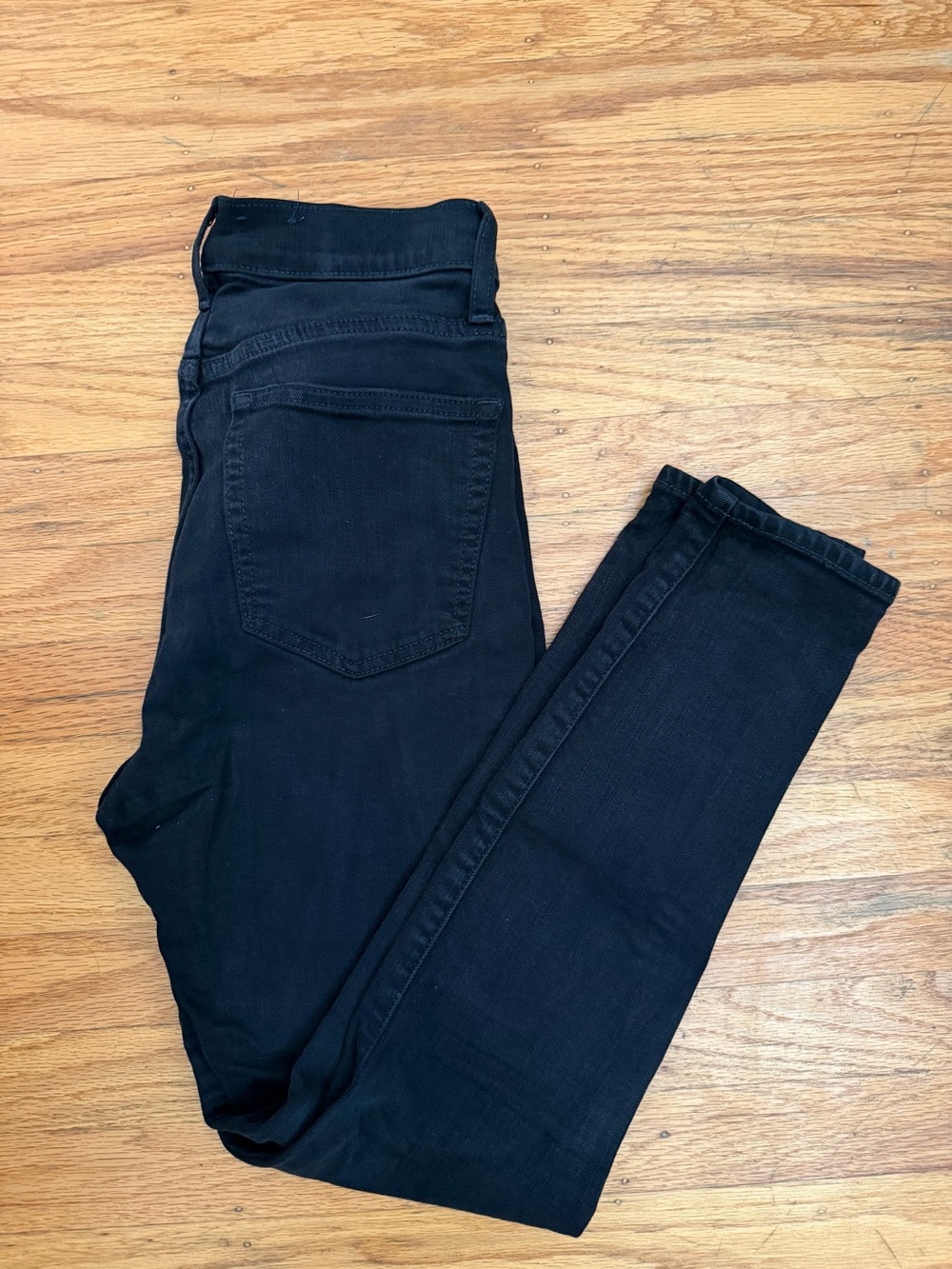 GAP True Skinny High Rise - Black